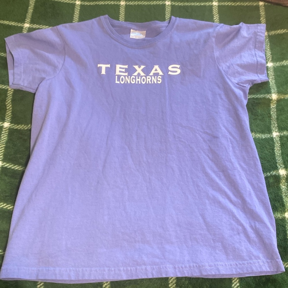Purple medium size t-shirt for girls